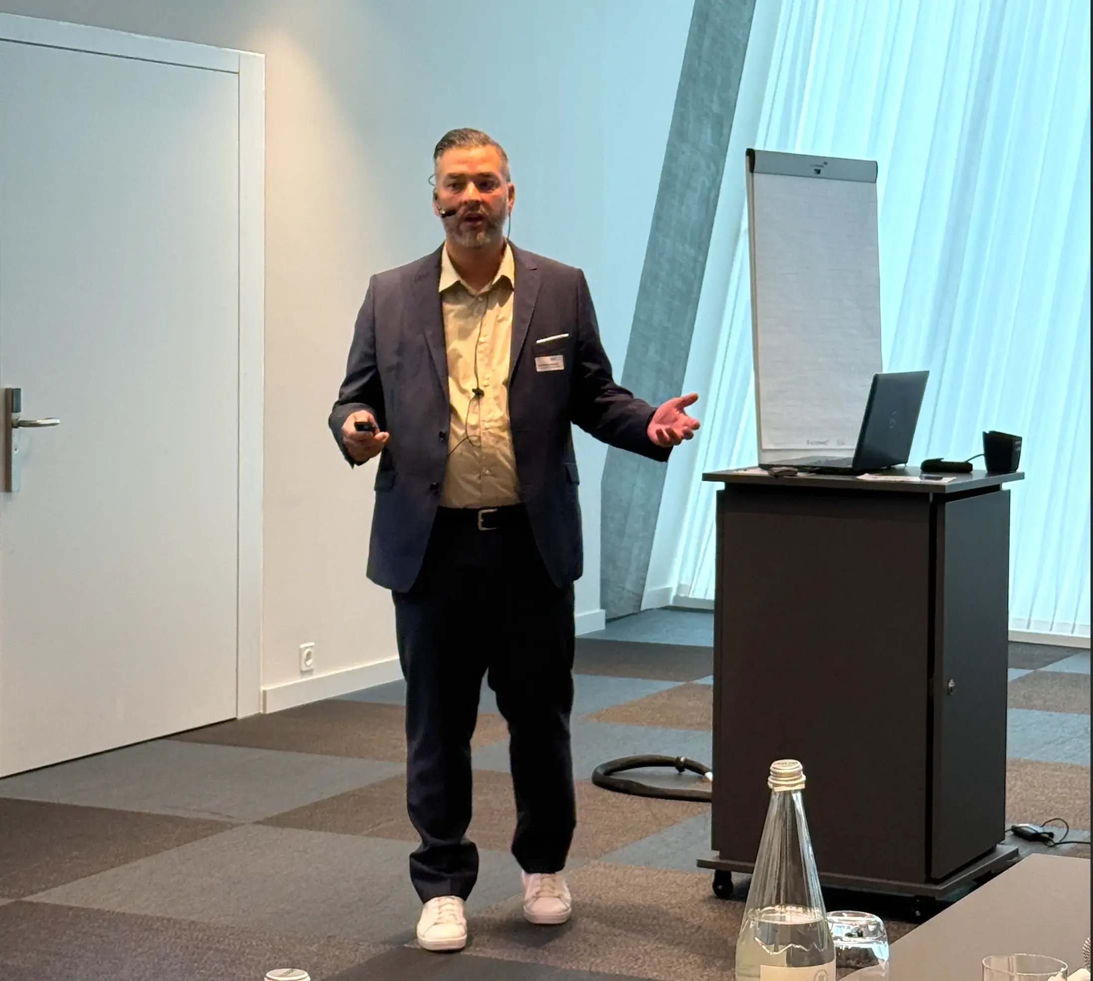 11. HR Forum HealthCare_6